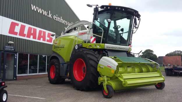 CLAAS Jaguar 950 hakselaar met Orbis maisbek en 300 HD Profi pickup geleverd door De Kruyf Aalten.